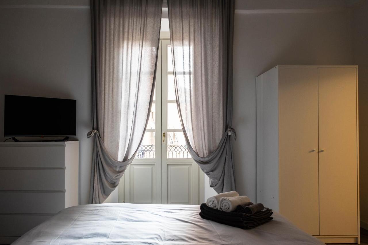 Hotel Archivolto del Teatro, 3 Albenga Esterno foto